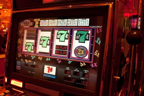 berlian 88 live casino roulette table with professional dealer streaming